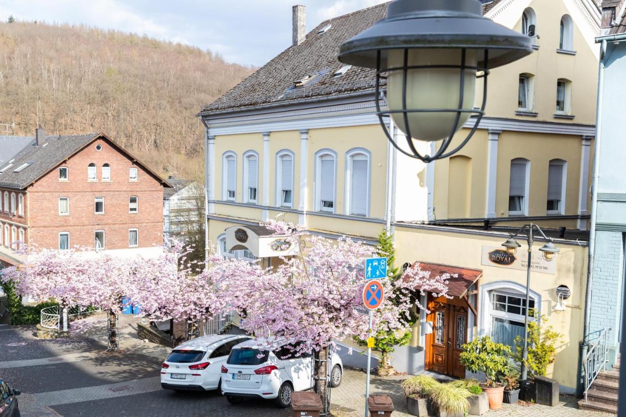 Hotel Royal Betzdorf ภายนอก รูปภาพ